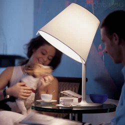 Melampo table lamp