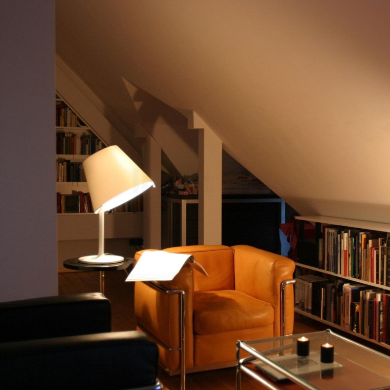 Artemide Melampo Lampada da Tavolo Artemide Melampo Lampada da Tavolo