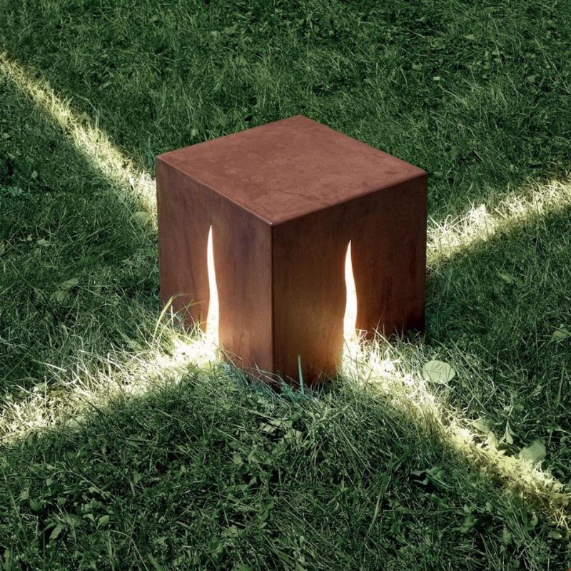 Artemide Granito Lampada da Terra per Esterno Artemide Granito Lampada da Terra per Esterno