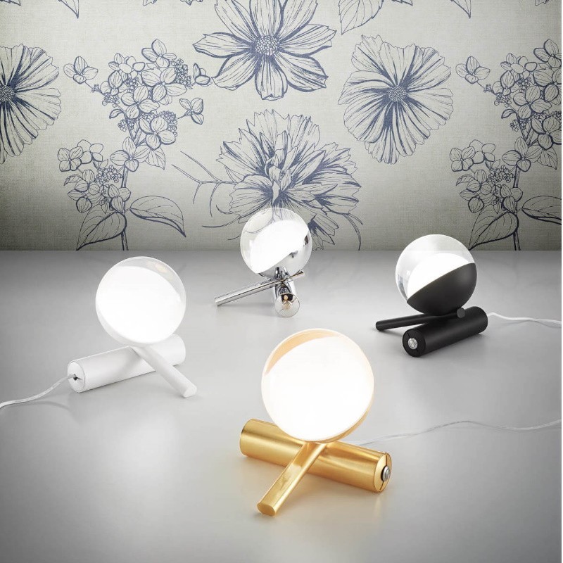Linea Light Rossini_Tab Lampada da Tavolo Linea Light Rossini_Tab Lampada da Tavolo