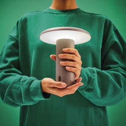 Artemide Takku Lampada da Tavolo Ricaricabile