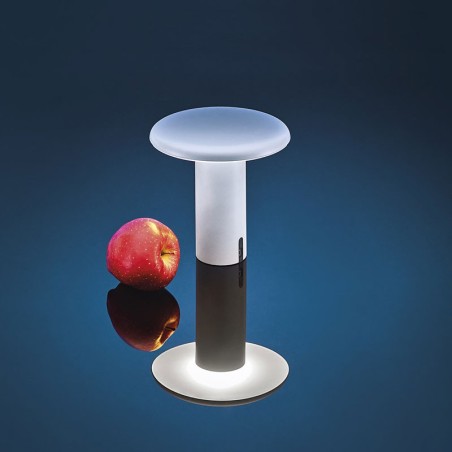 Artemide Takku Bianca Lampada da Tavolo Ricaricabile Offerta