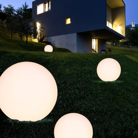 Linea Light Oh! Sfera ø 38 Lampada da Terra per Esterno